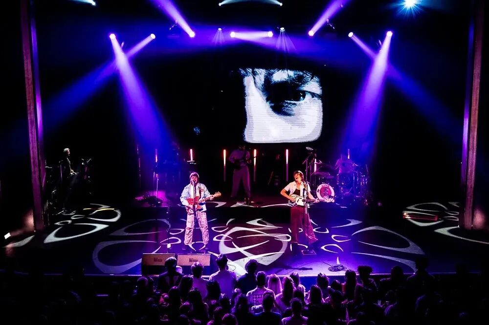 LV1 Classic调音台和eMo IEM沉浸式入耳式解决方案助力Lime Cordiale乐队2025巡演