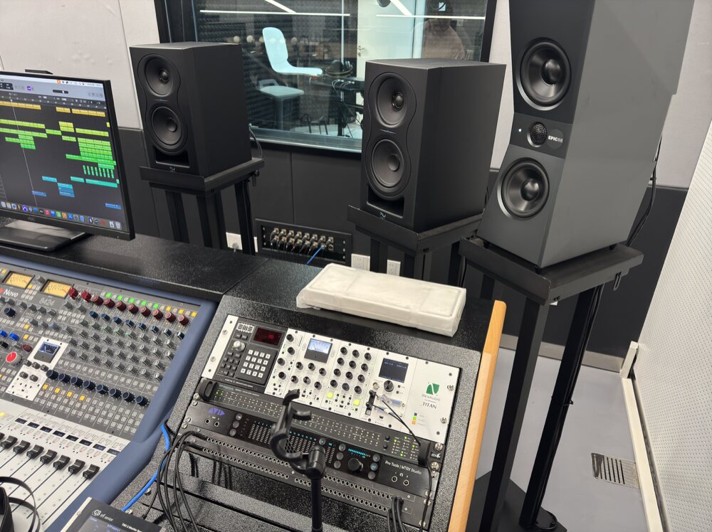 上海中学声音实验室