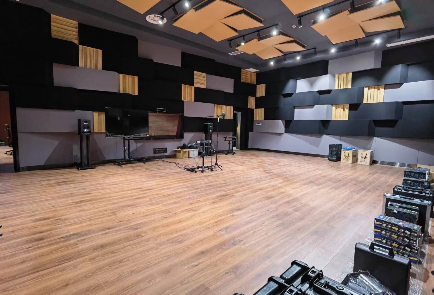 宁波财经学院
