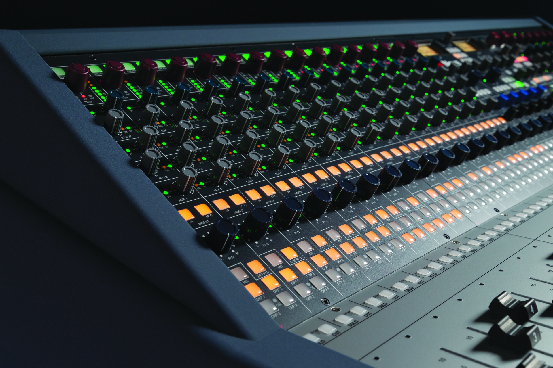 AMS Neve 8424 通道条 control detail